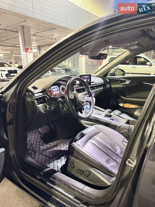 Седан Audi A4 2017 в Одессе