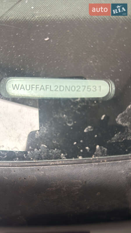 Седан Audi A4 2012 в Нововолынске