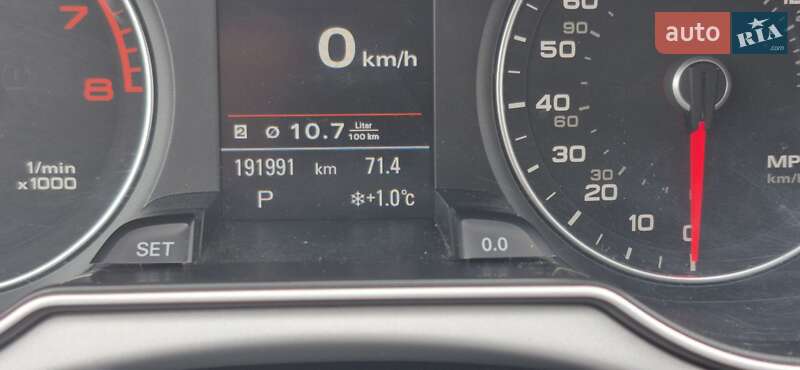 Седан Audi A4 2015 в Бахмаче