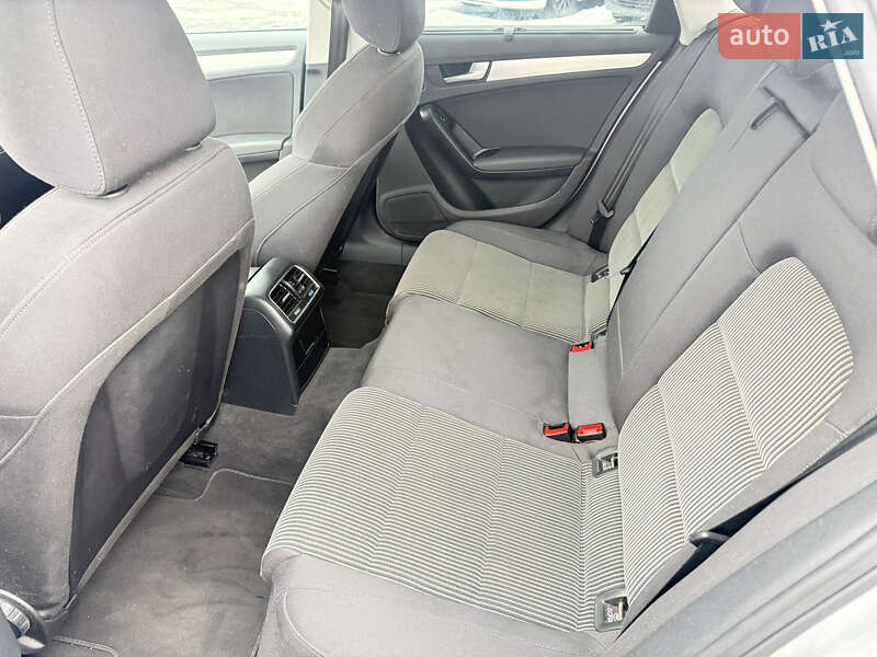 Универсал Audi A4 2009 в Староконстантинове