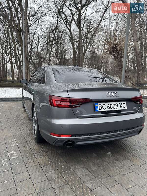 Седан Audi A4 2018 в Львове