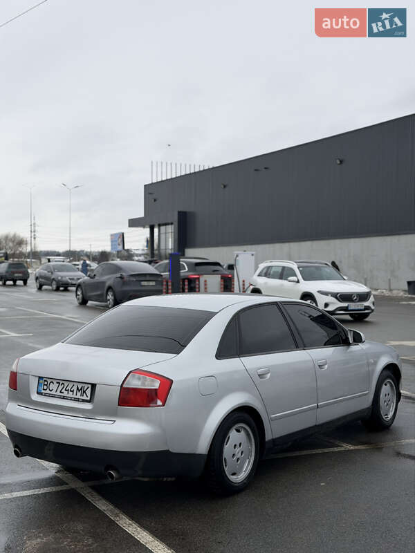 Седан Audi A4 2002 в Києві фото 6 Седан Audi A4 2002 в Києві