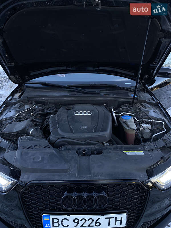 Універсал Audi A4 2013 в Жовкві