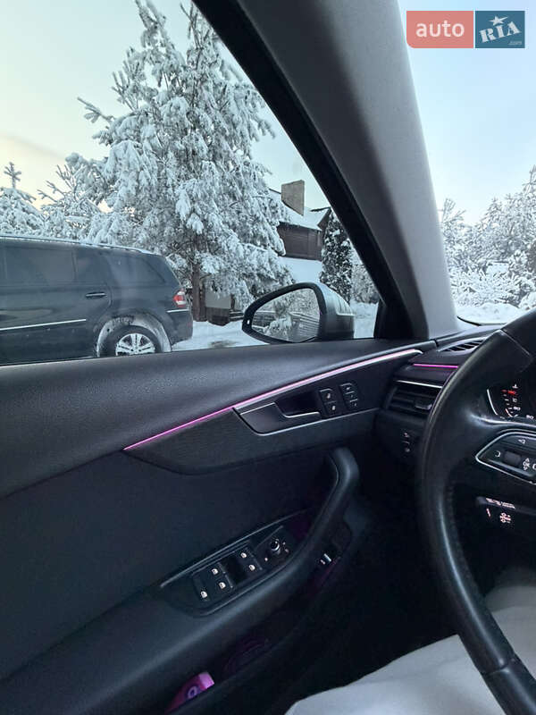 Седан Audi A4 2016 в Киеве