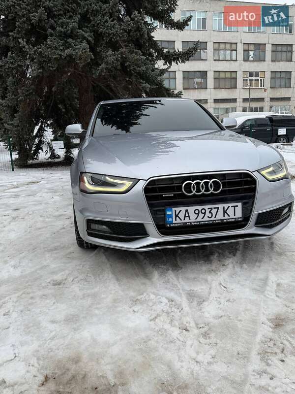 Седан Audi A4 2015 в Києві