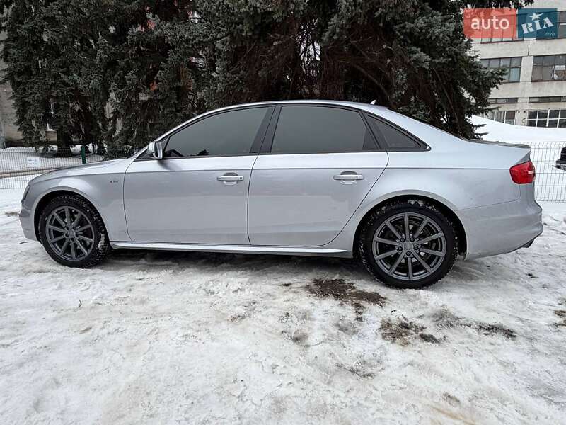 Седан Audi A4 2015 в Києві
