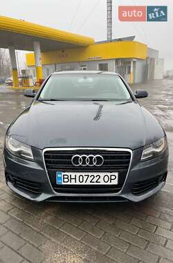 Седан Audi A4 2010 в Смілі