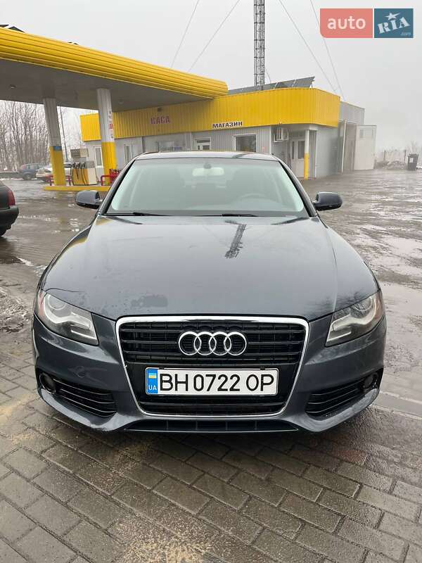2010 Audi A4, VIN WAUFFAFL4AN050384:plate — фото 1 (autoria)