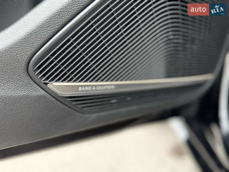 Седан Audi A4 2016 в Полтаві