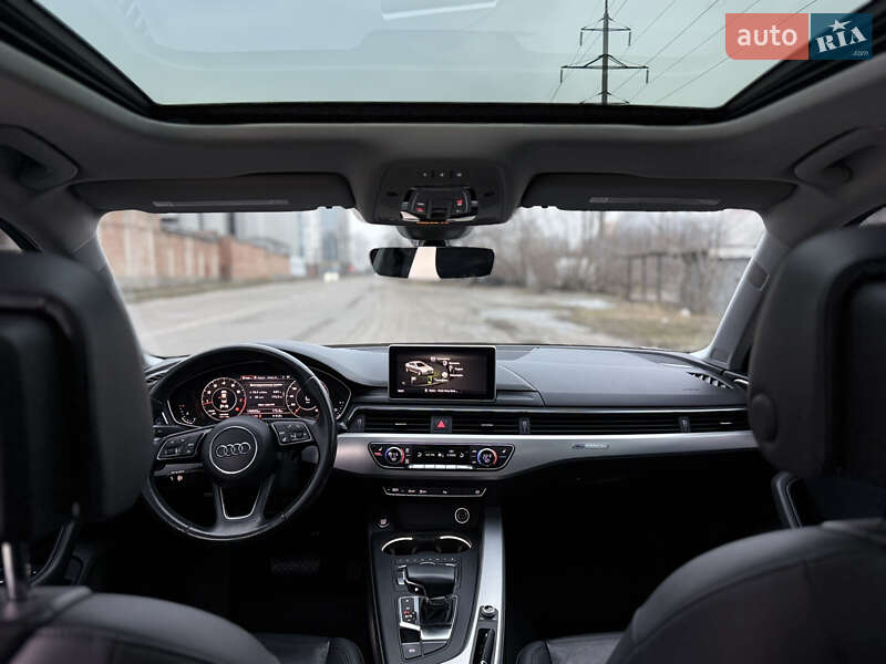 Седан Audi A4 2016 в Полтаві