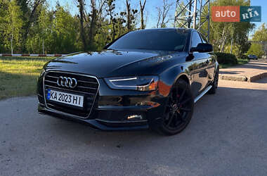 Седан Audi A4 2014 в Киеве