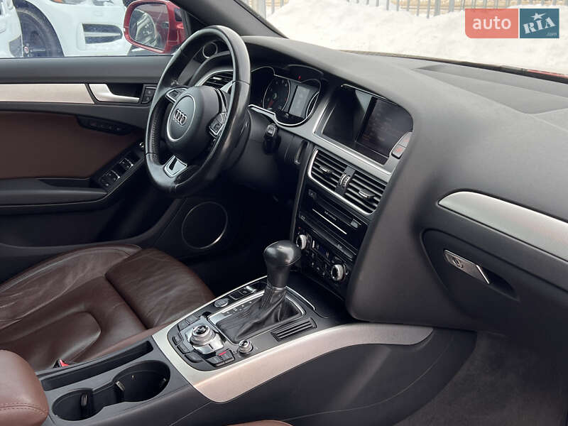 Седан Audi A4 2014 в Нововолынске