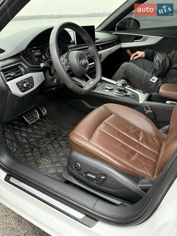 Седан Audi A4 2017 в Днепре