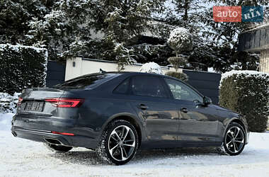 Седан Audi A4 2019 в Львові