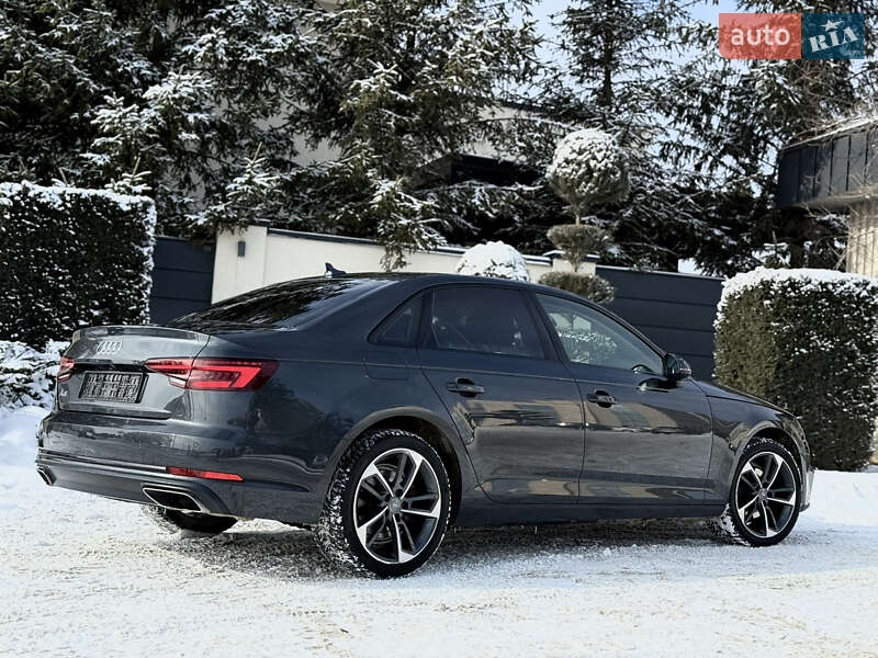 Седан Audi A4 2019 в Львове
