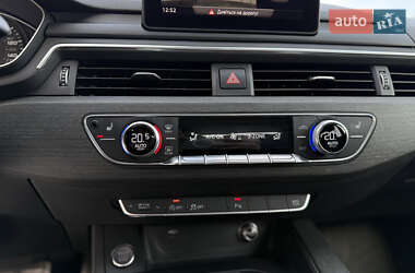 Седан Audi A4 2019 в Львові