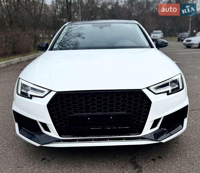 2017 Audi A4, VIN WAUANAF4XJN000319:plate — фото 1 (autoria)