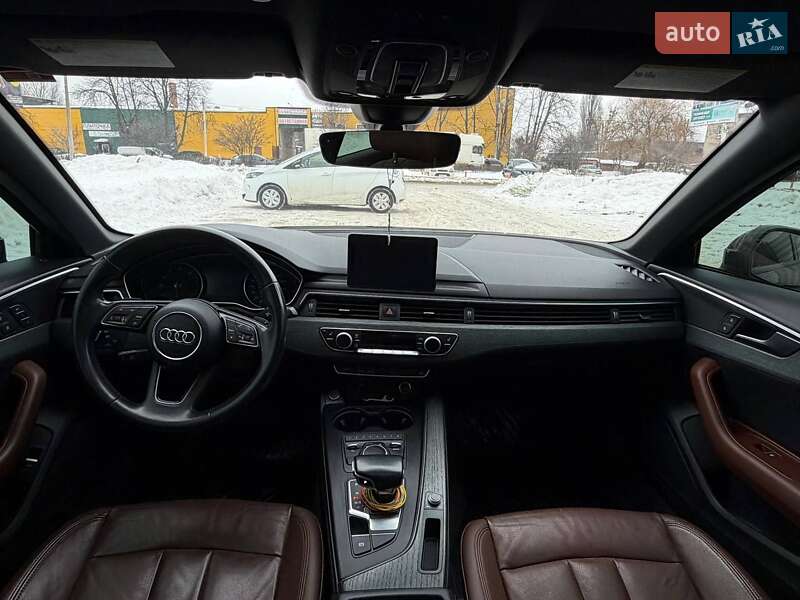 Седан Audi A4 2018 в Житомире