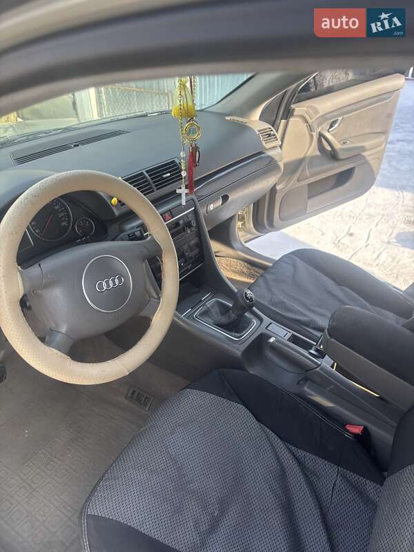 Седан Audi A4 2001 в Івано-Франківську