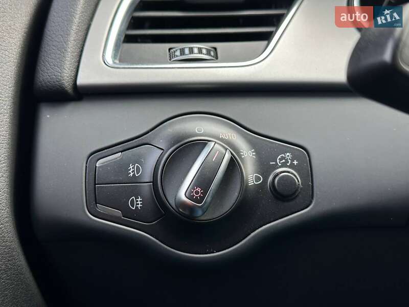 Седан Audi A4 2012 в Києві фото 17 Седан Audi A4 2012 в Києві