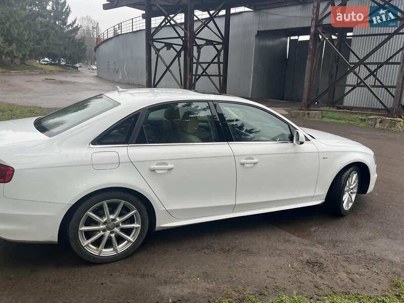 Седан Audi A4 2015 в Ковелі