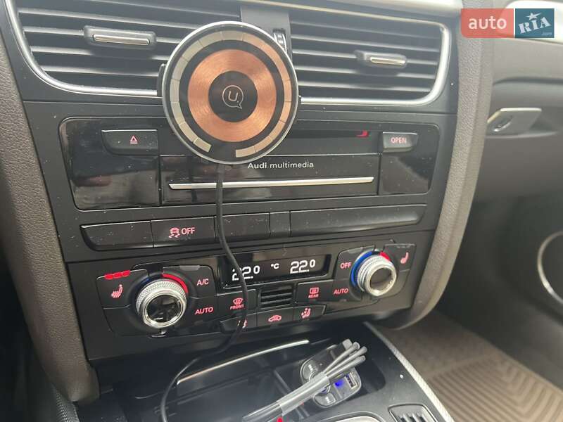 Седан Audi A4 2015 в Ковелі