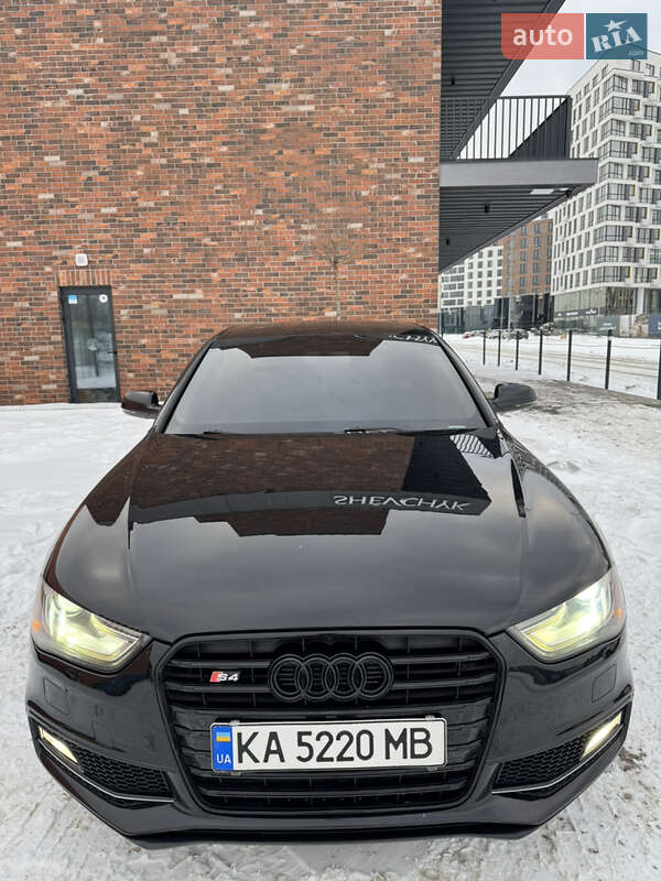 Audi A4 2015