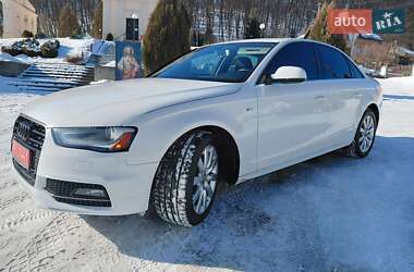 Седан Audi A4 2014 в Львове