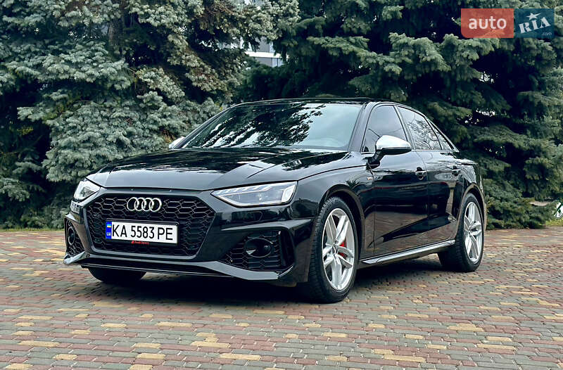 Седан Audi A4 2022 в Одесі