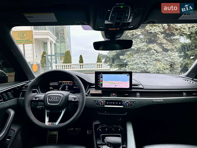 Седан Audi A4 2022 в Одесі