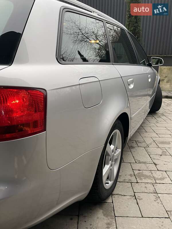 Універсал Audi A4 2005 в Ужгороді