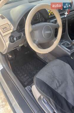 Седан Audi A4 2001 в Заболотове