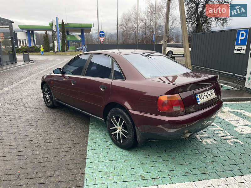 Седан Audi A4 1996 в Тячеве фото 7 Седан Audi A4 1996 в Тячеве