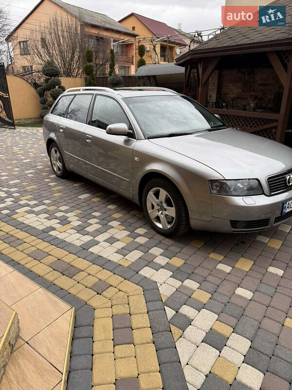 Универсал Audi A4 2004 в Тячеве
