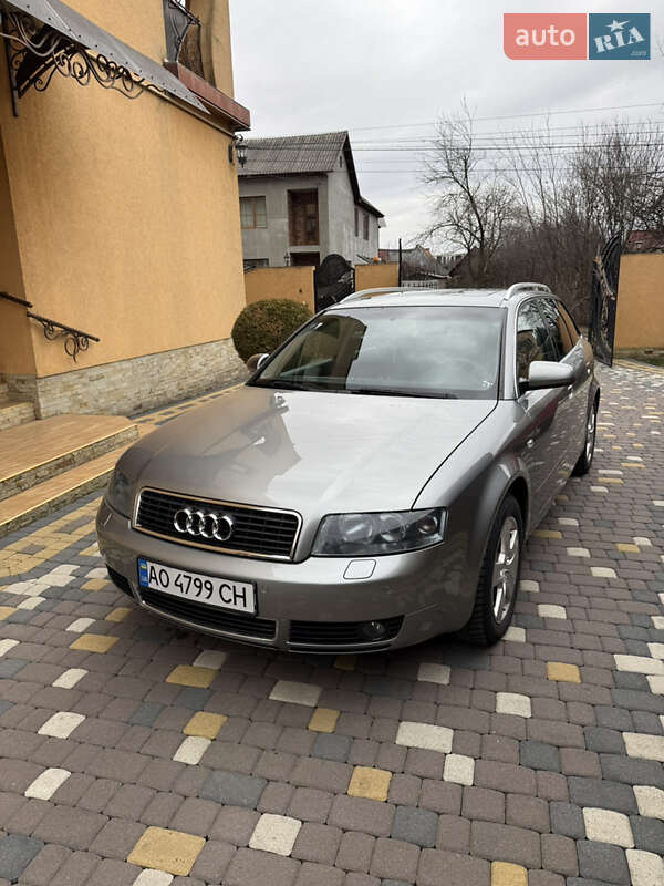Универсал Audi A4 2004 в Тячеве