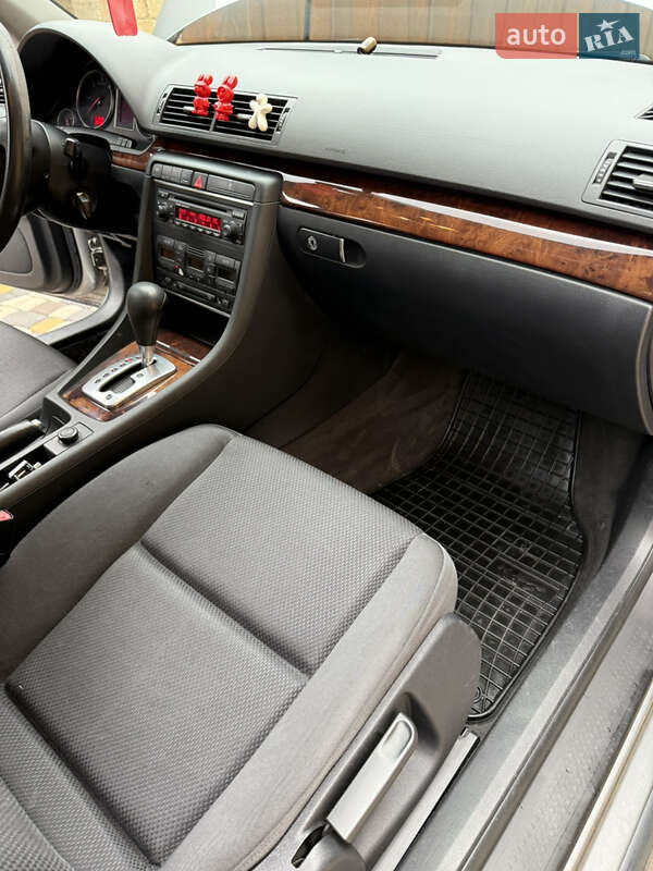 Универсал Audi A4 2004 в Тячеве