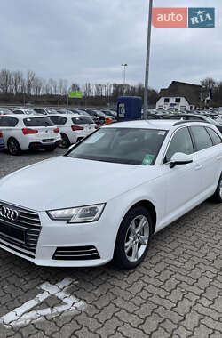 Универсал Audi A4 2017 в Черновцах