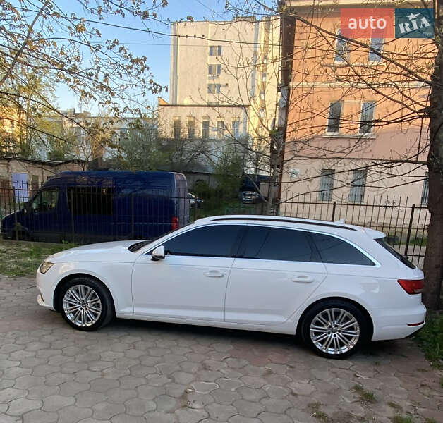 Универсал Audi A4 2017 в Черновцах
