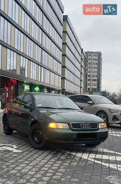 Седан Audi A4 1997 в Ровно