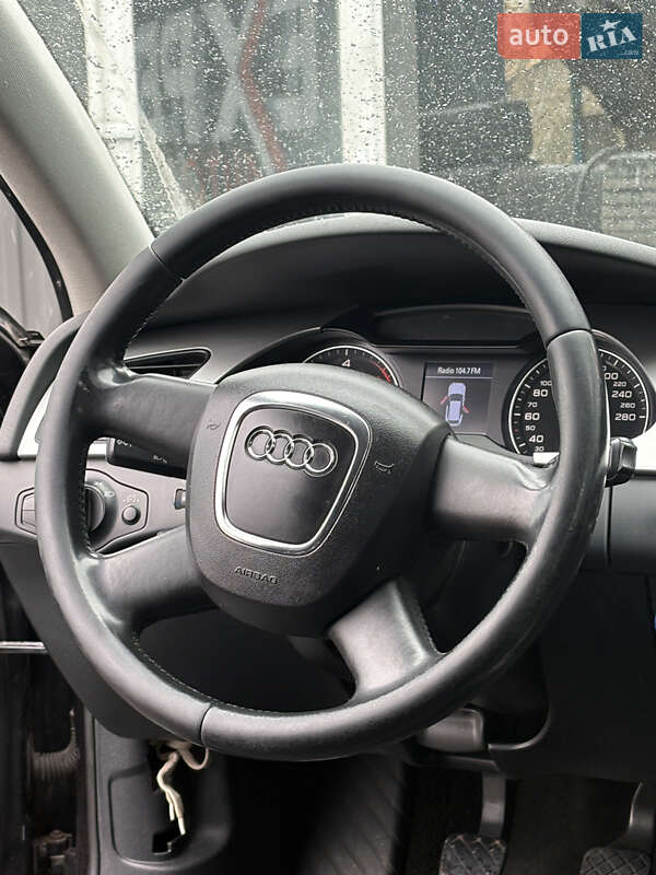 Універсал Audi A4 2009 в Львові