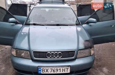 Универсал Audi A4 1999 в Городке