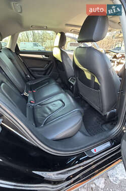 Седан Audi A4 2015 в Луцьку