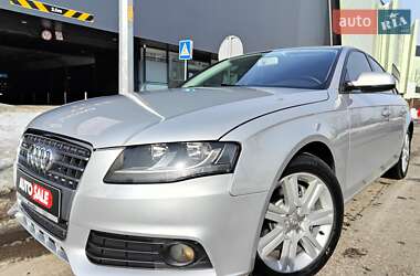Седан Audi A4 2010 в Києві