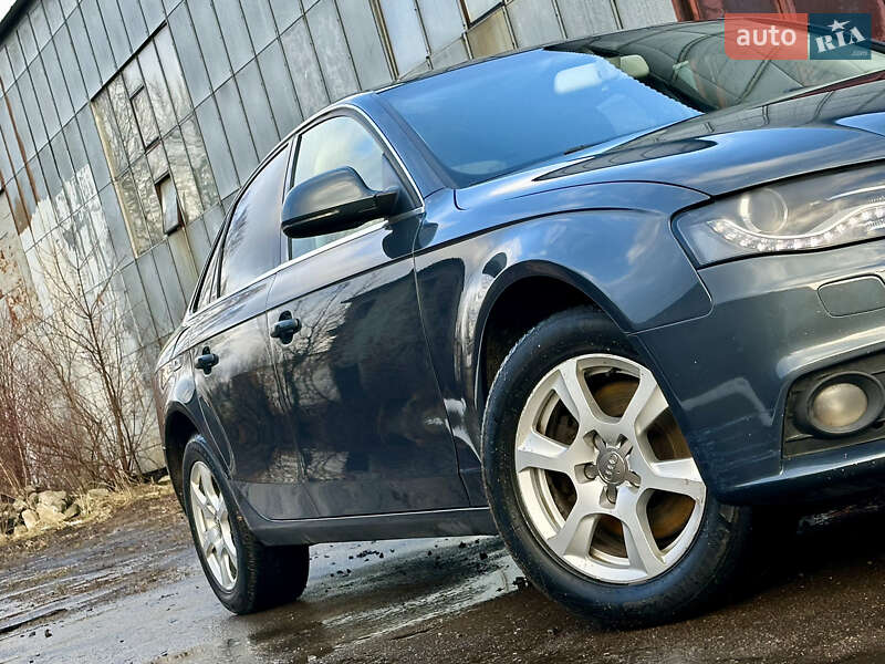 Седан Audi A4 2008 в Дрогобыче