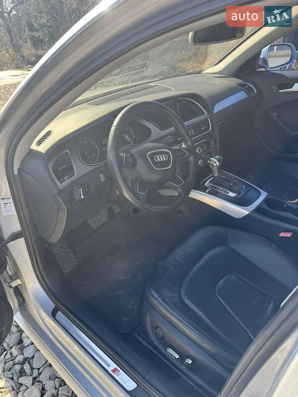 Седан Audi A4 2013 в Яремче