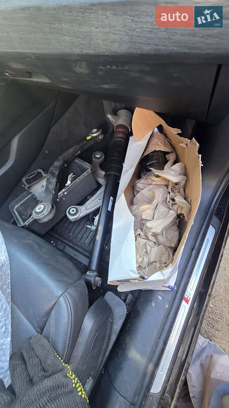 Седан Audi A4 2016 в Львові