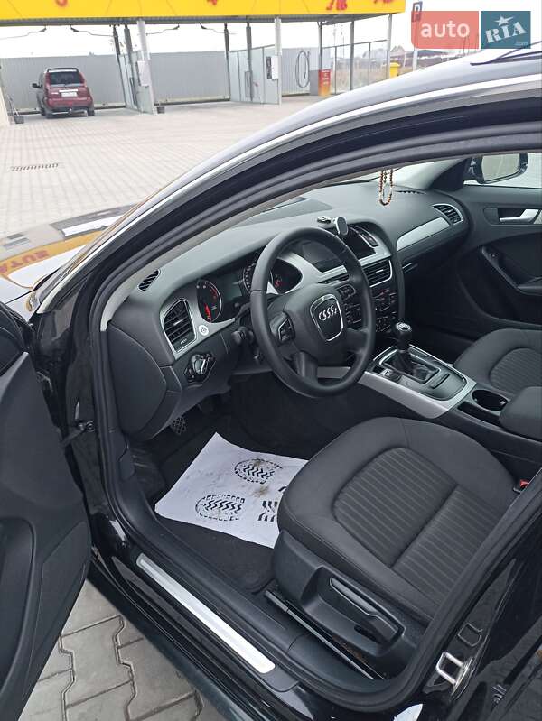 Універсал Audi A4 2010 в Луцьку