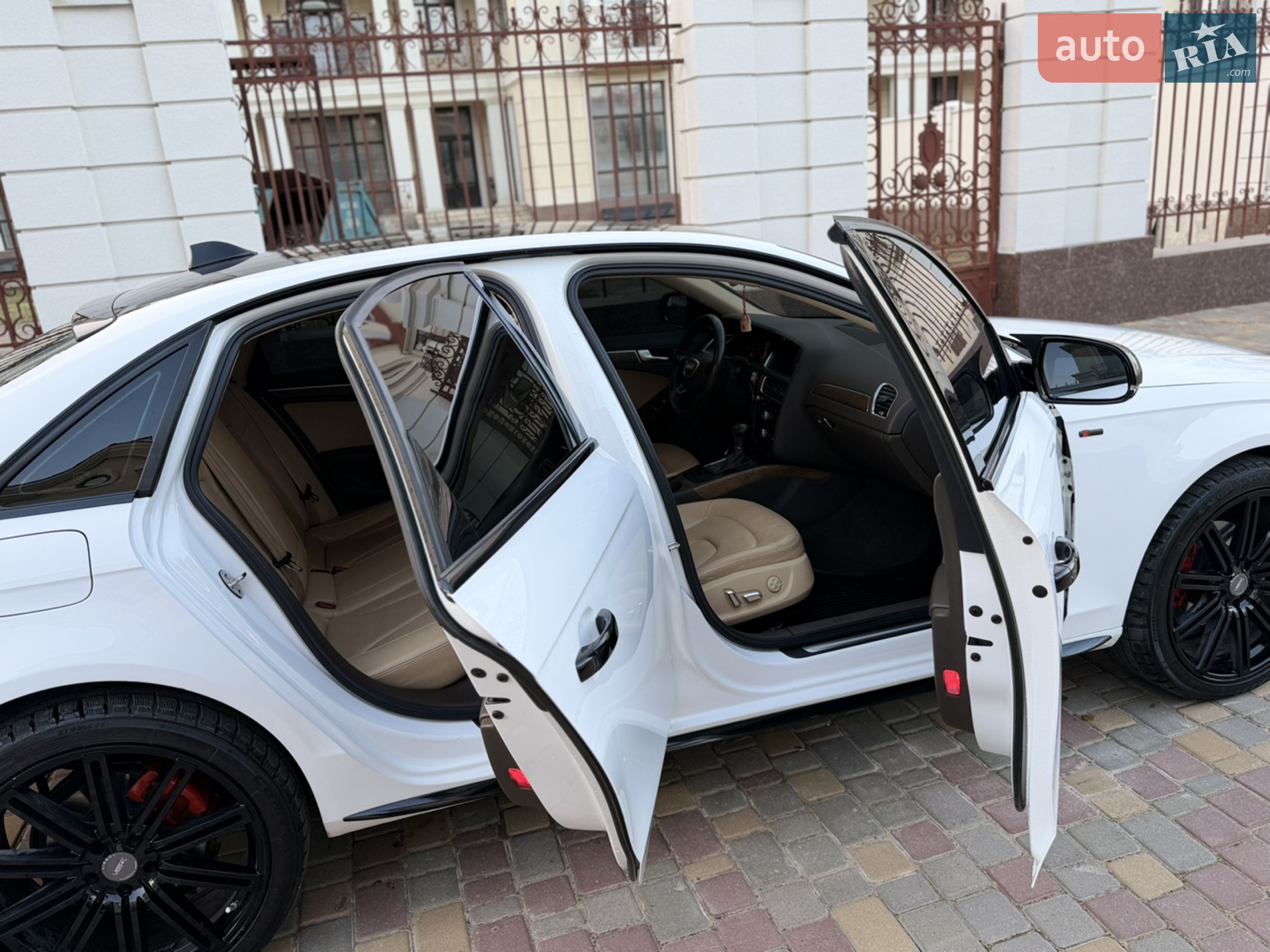 2012 Audi A4 - мініатюра 11