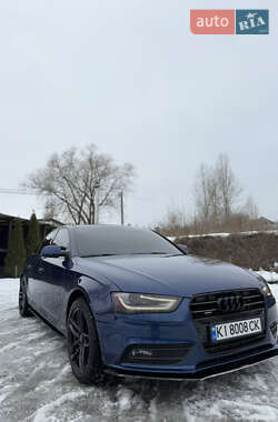 Седан Audi A4 2012 в Украинке