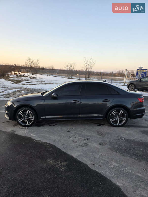 Седан Audi A4 2016 в Харькове